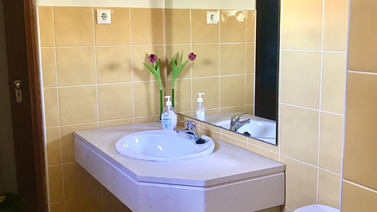 Photo of Bathroom in Costa de Caparica