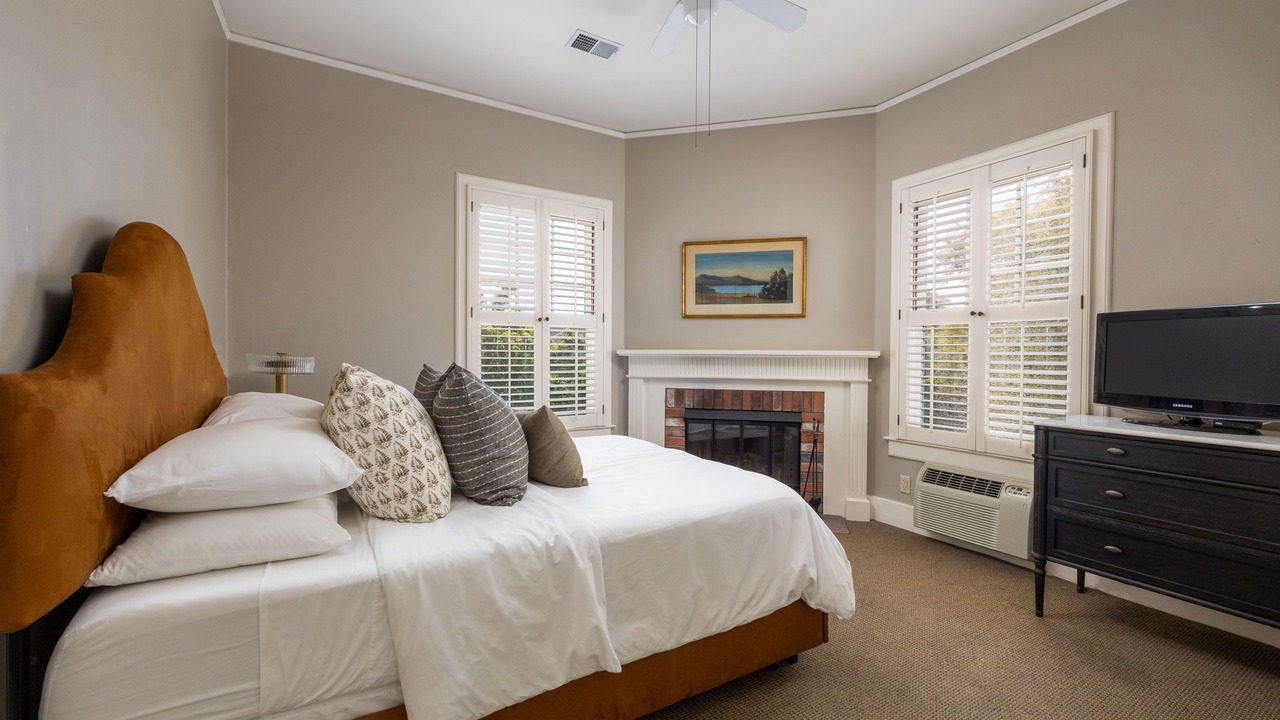 Photo of Bedroom in Santa Barbara