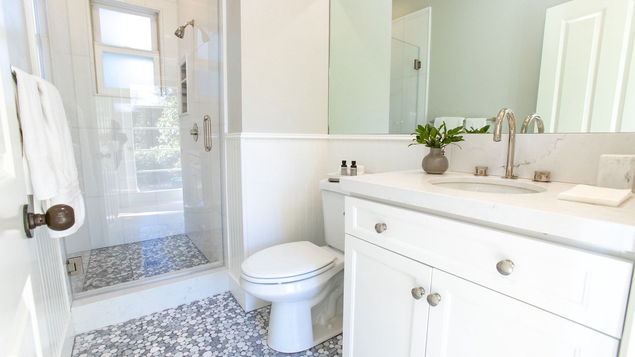 Photo of Bathroom in Western Malibu