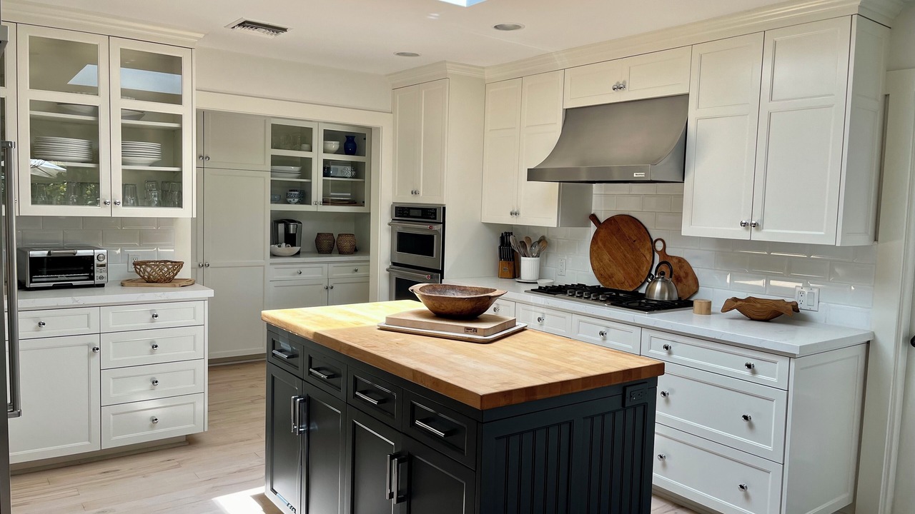 Photo of Kitchen in Western Malibu
