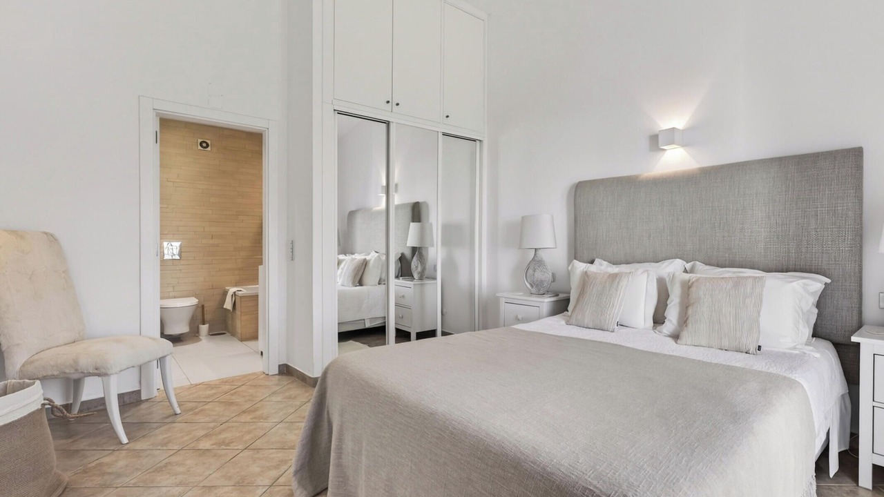 Photo of Bedroom in Vale do Garrao