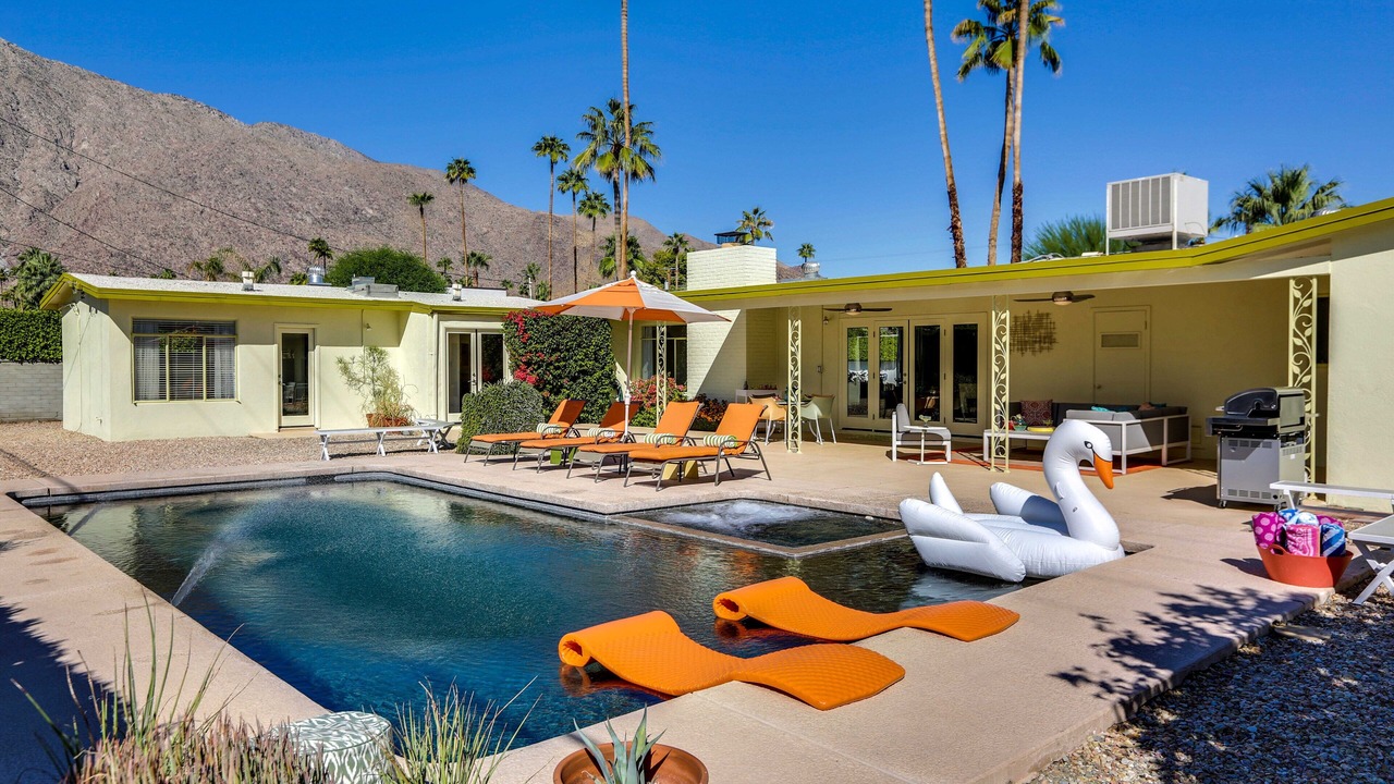 Photo of Outdoor in Tahquitz River Estates