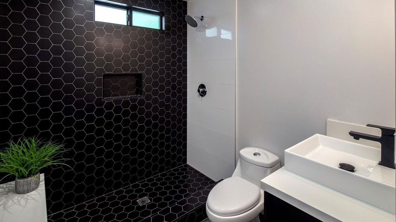 Photo of Bathroom in Deep Well Ranch