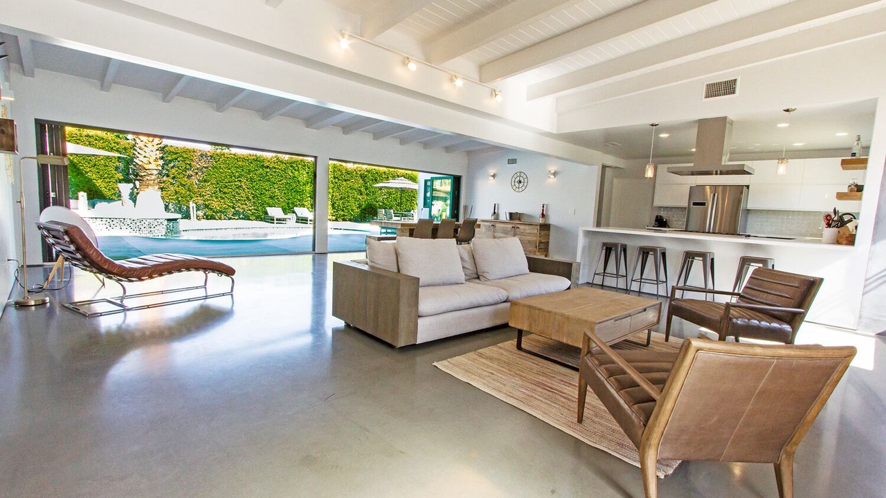Photo of Livingroom in Deep Well Ranch