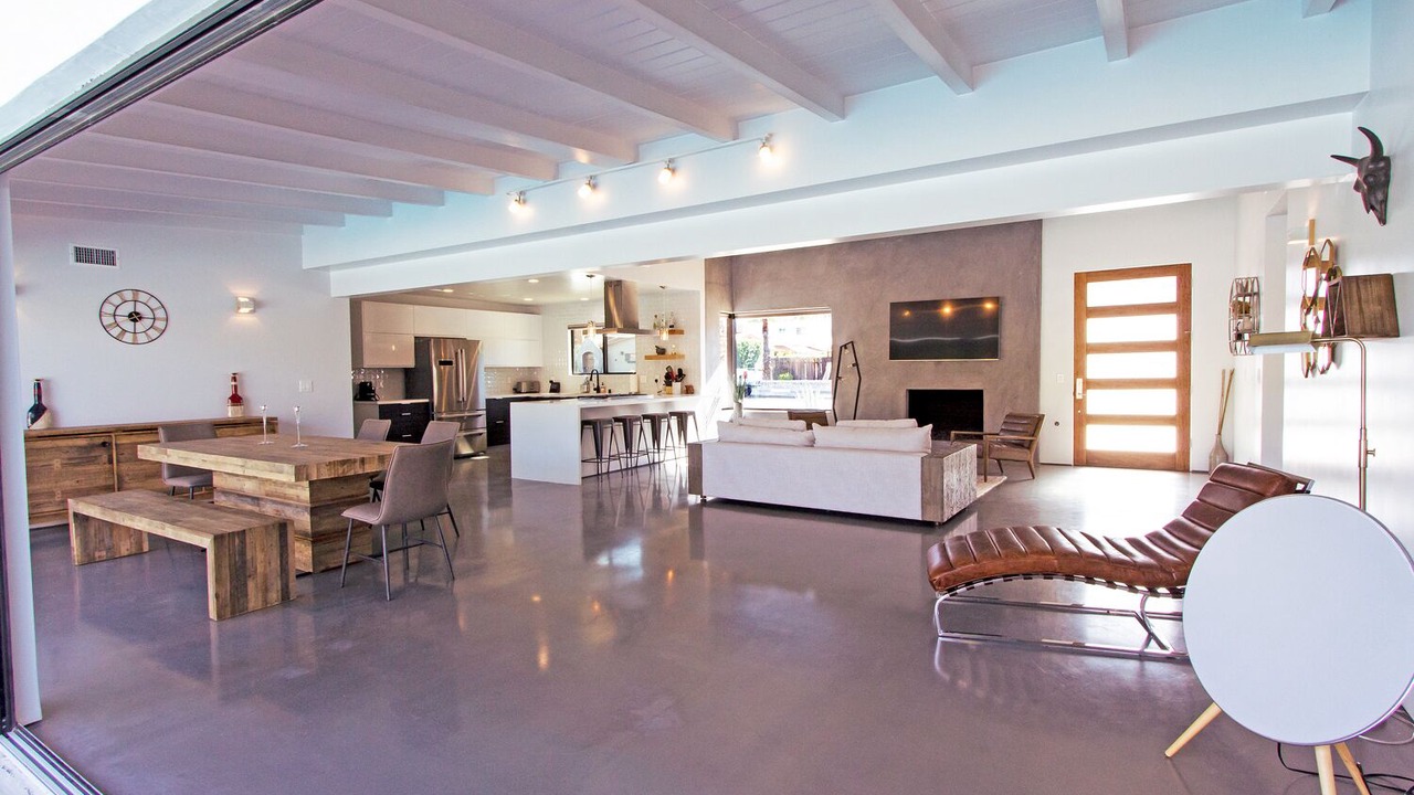 Photo of Livingroom in Deep Well Ranch