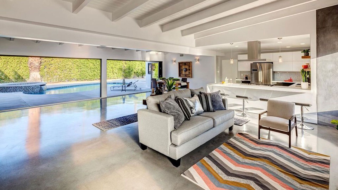 Photo of Livingroom in Deep Well Ranch