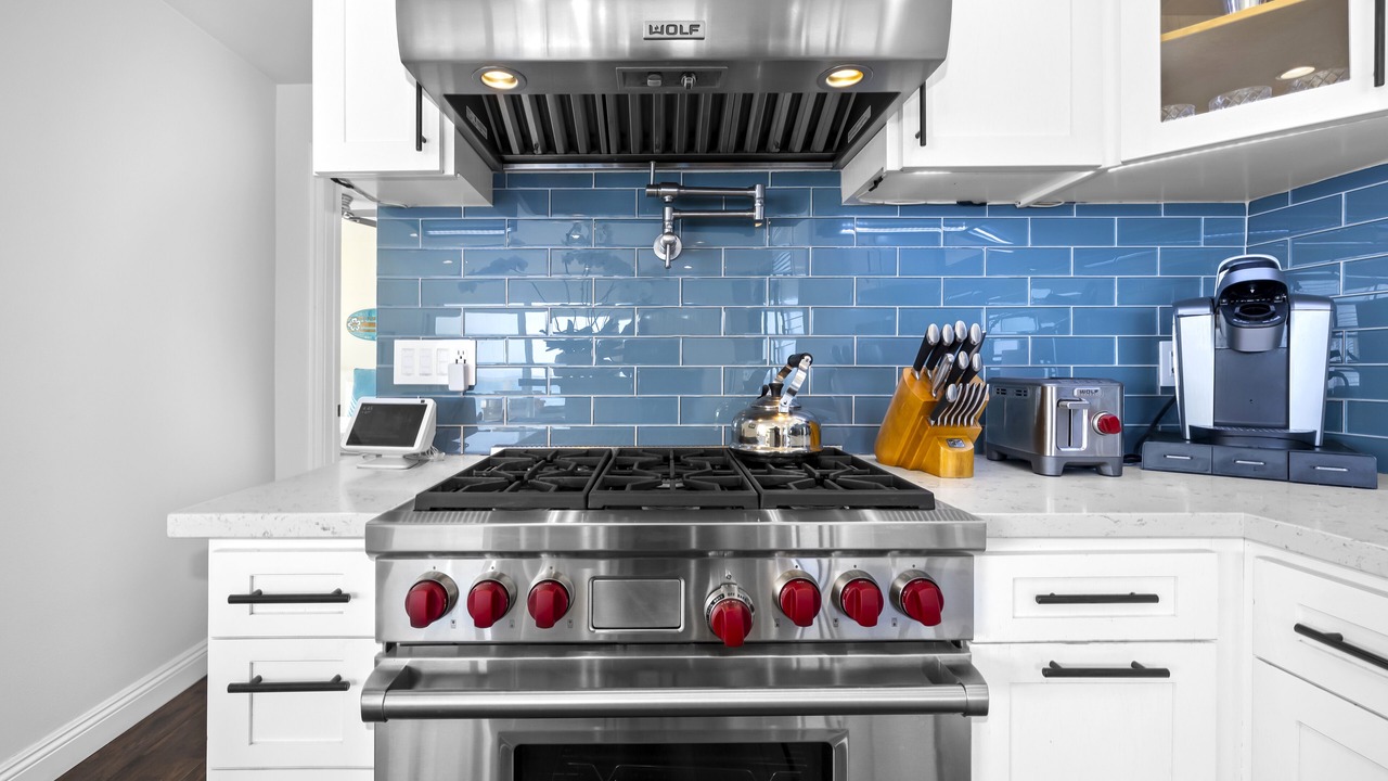 Photo of Kitchen in Central Malibu