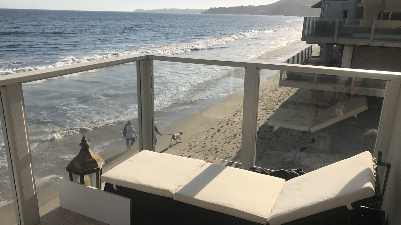 Photo of Patio Balcony in Central Malibu
