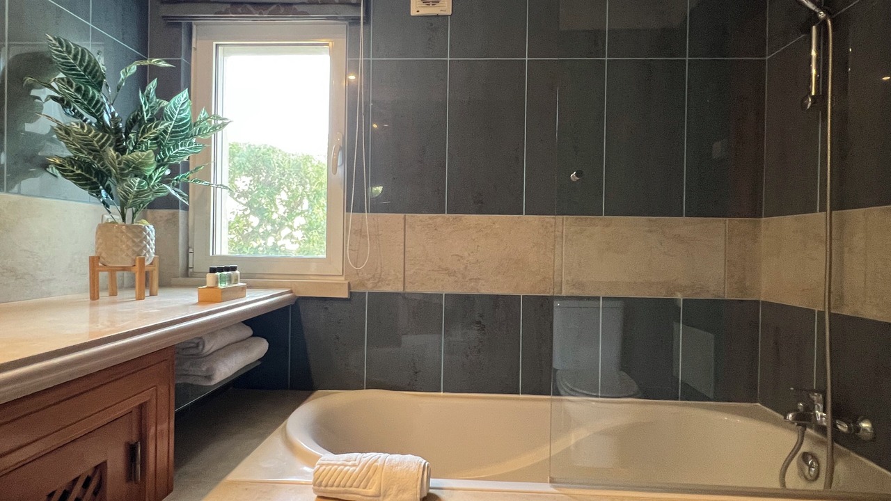 Photo of Bathroom in Vale do Garrao