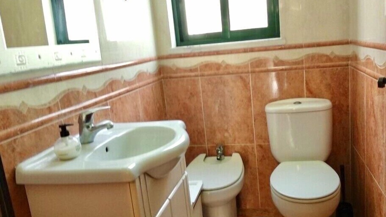 Photo of Bathroom in Costa de Caparica