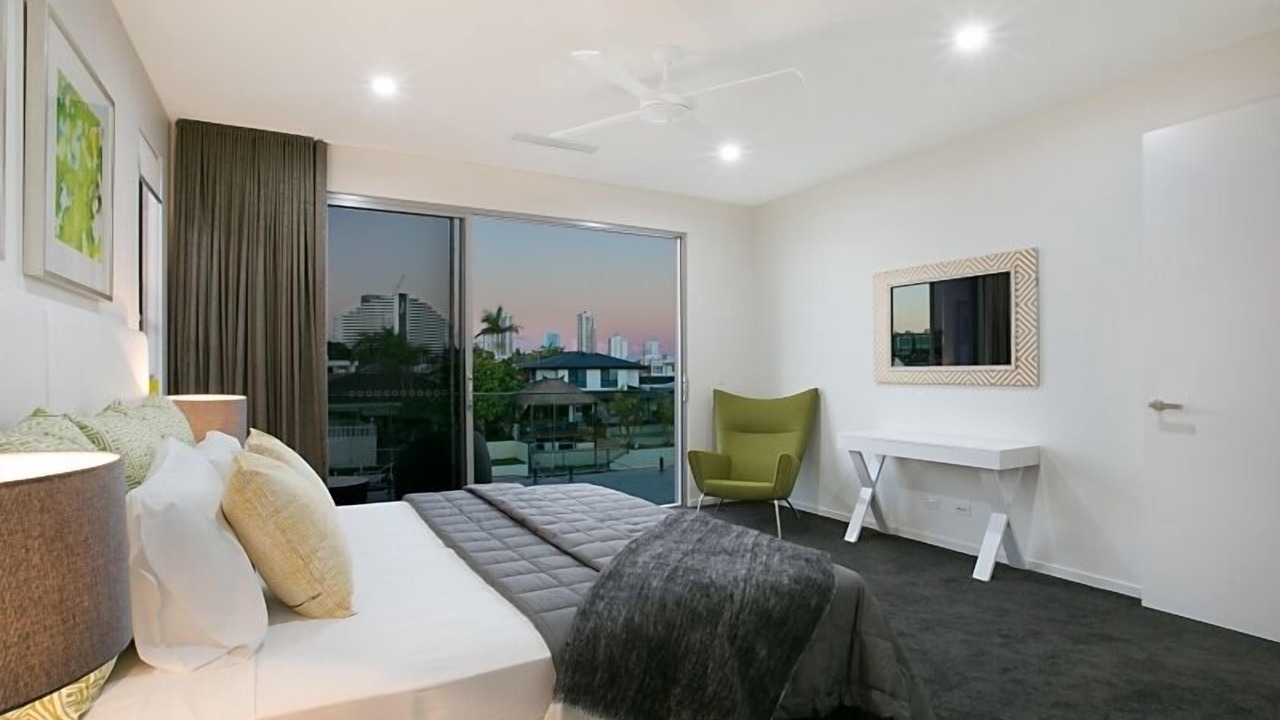 Photo of Bedroom in Broadbeach Waters