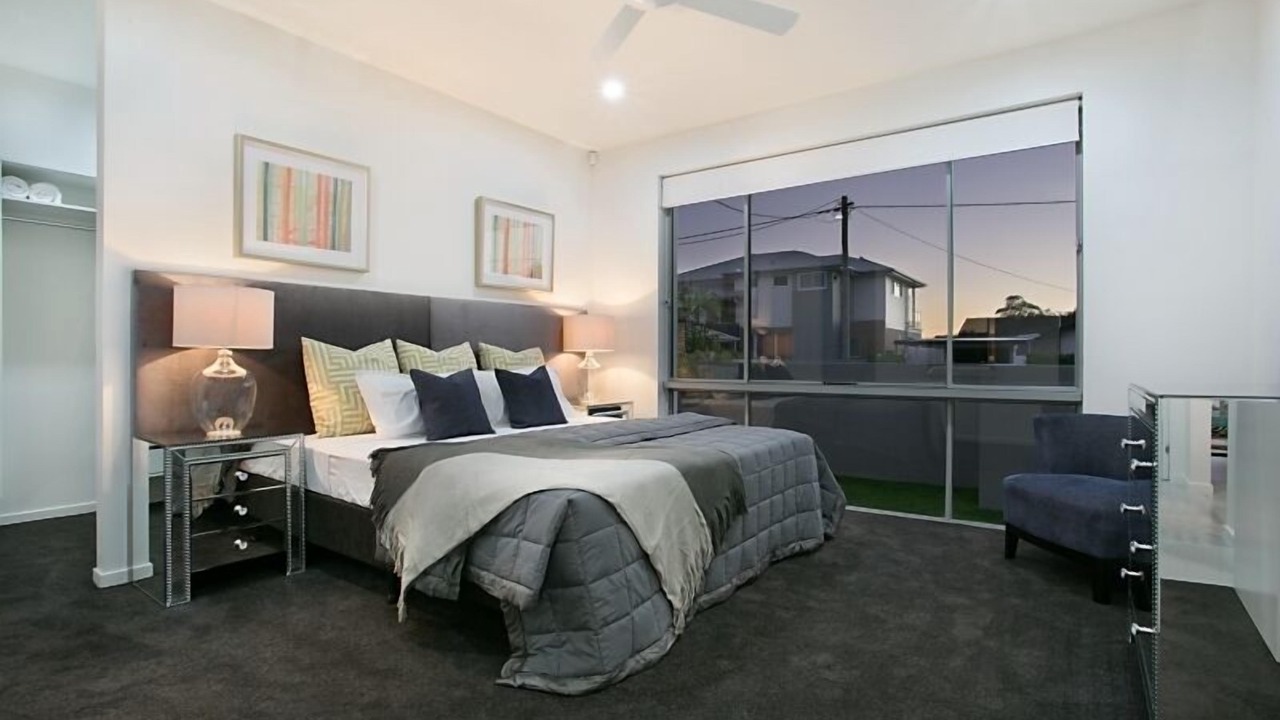 Photo of Bedroom in Broadbeach Waters