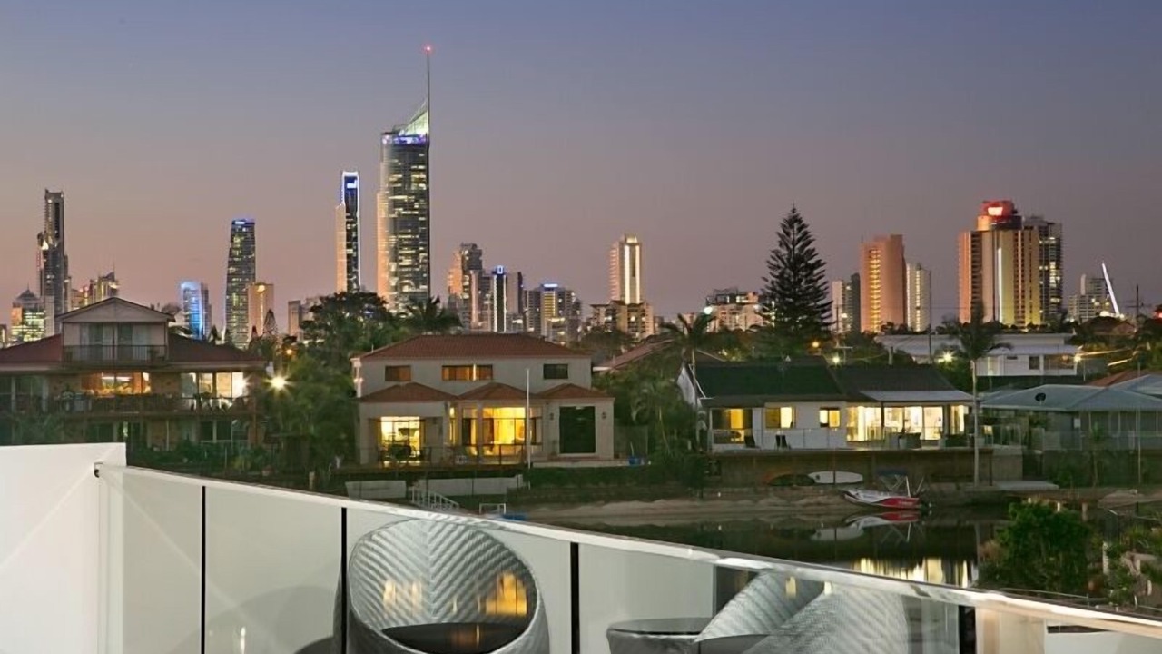 Photo of Patio Balcony in Broadbeach Waters
