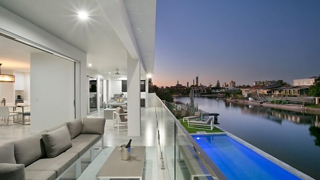 Photo of Outdoor in Broadbeach Waters