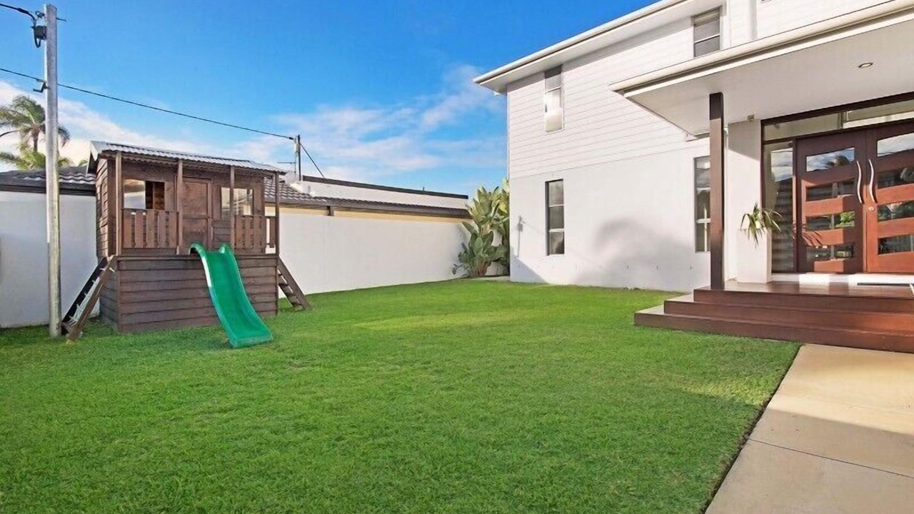 Photo of Outdoor in Broadbeach Waters