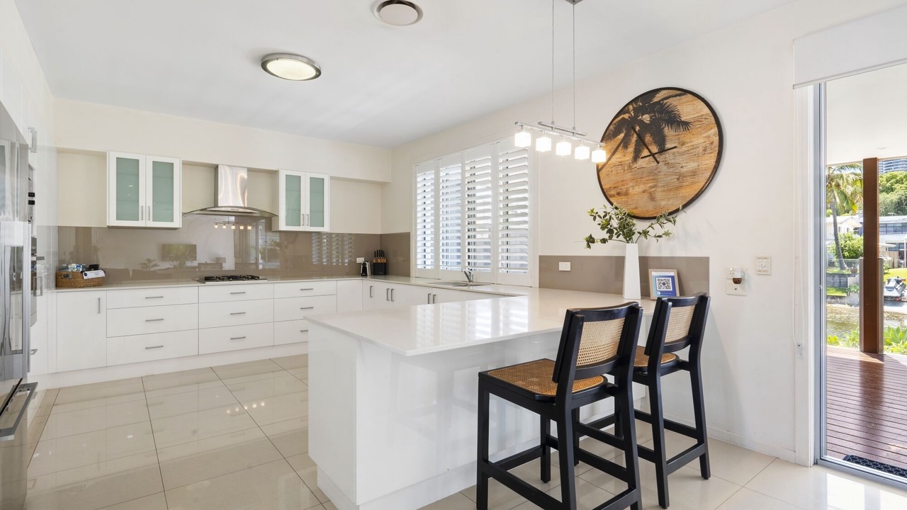 Photo of Kitchen in Broadbeach Waters