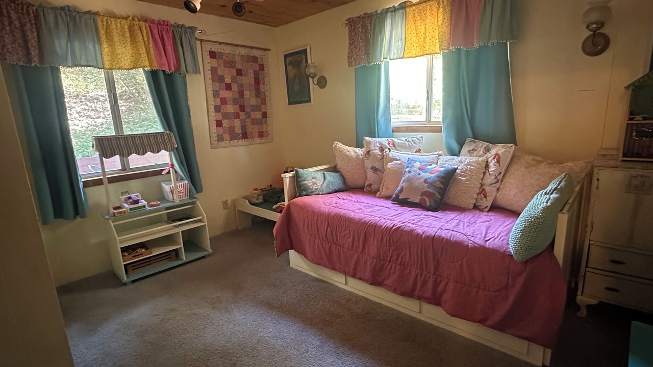 Photo of Bedroom in Julian