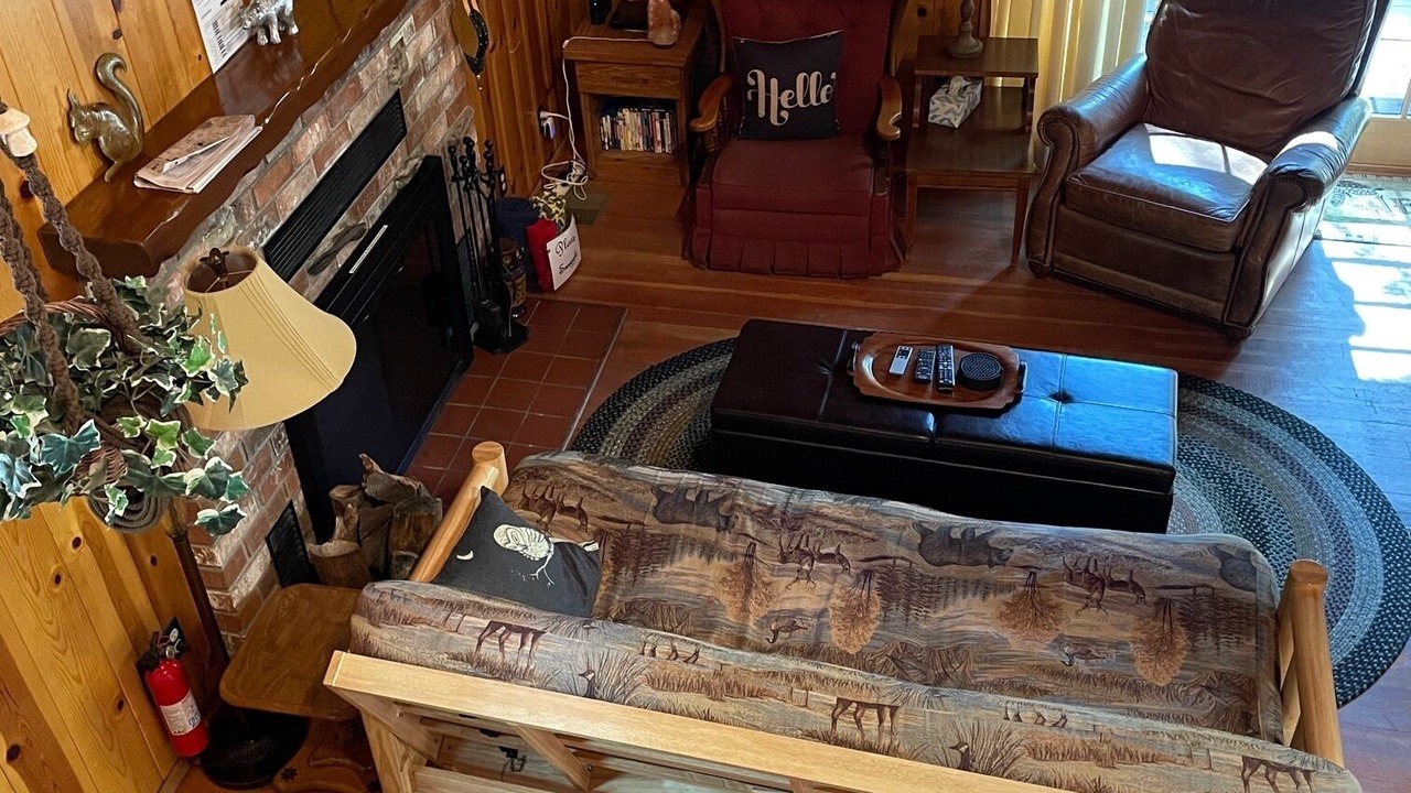 Photo of Bedroom in Idyllwild