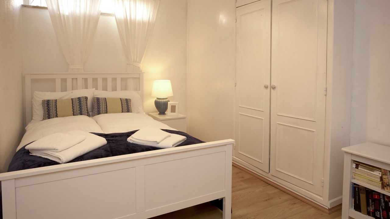 Photo of Bedroom in Alporchinhos