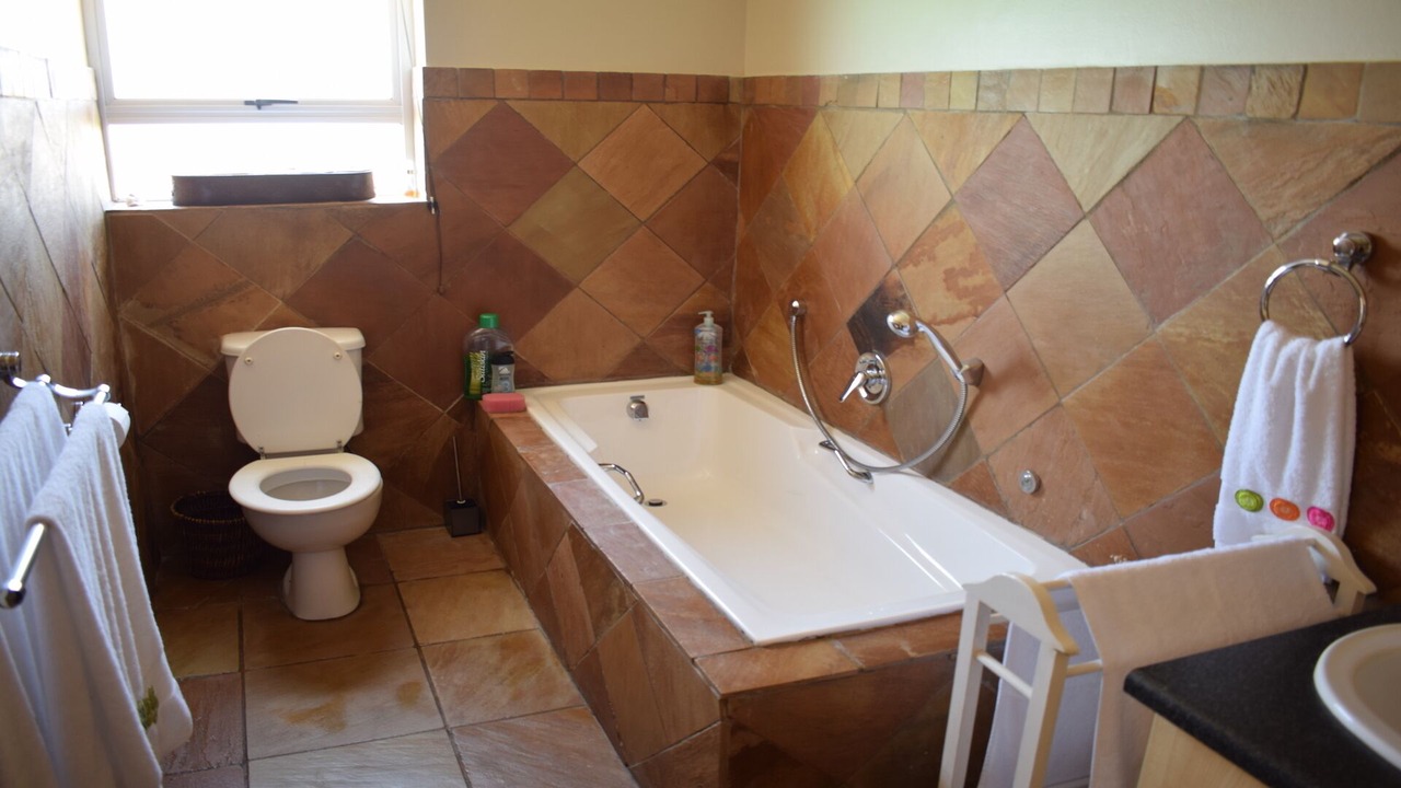 Photo of Bathroom in Wavecrest
