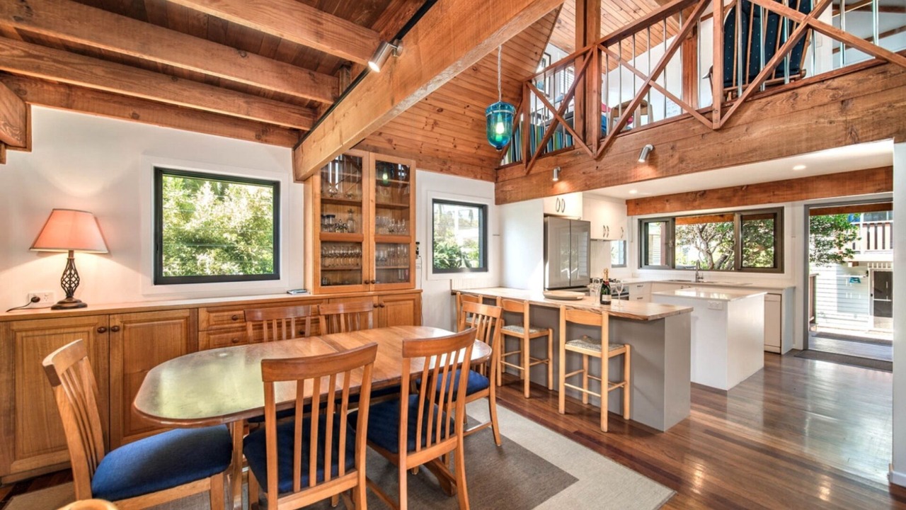 Photo of Livingroom in South Golden Beach