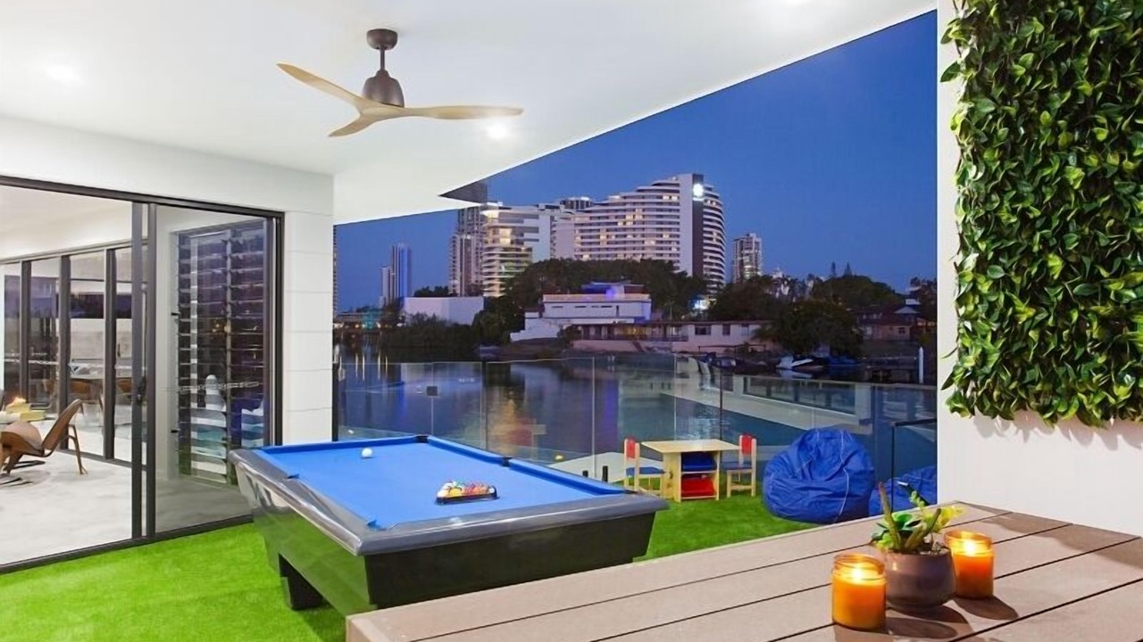 Photo of Patio Balcony in Broadbeach Waters