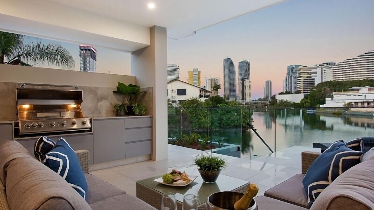 Photo of Outdoor in Broadbeach Waters