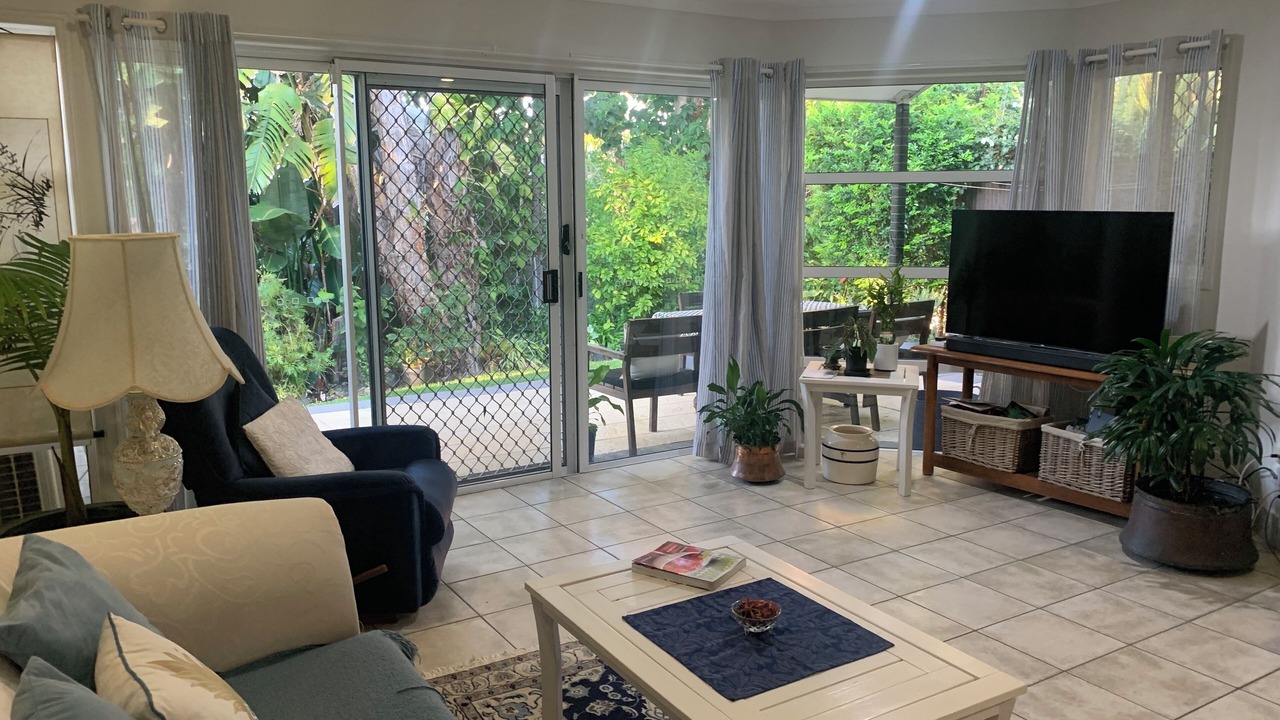 Photo of Livingroom in Mermaid Beach