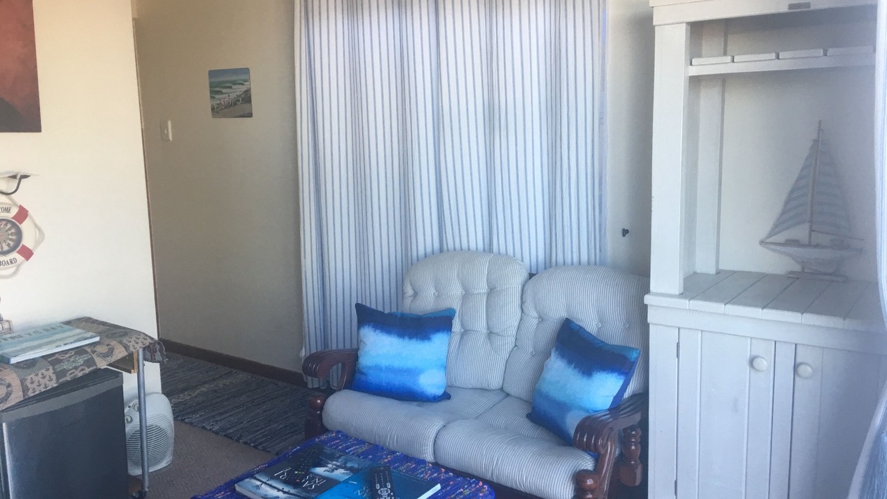 Photo of Livingroom in Wavecrest