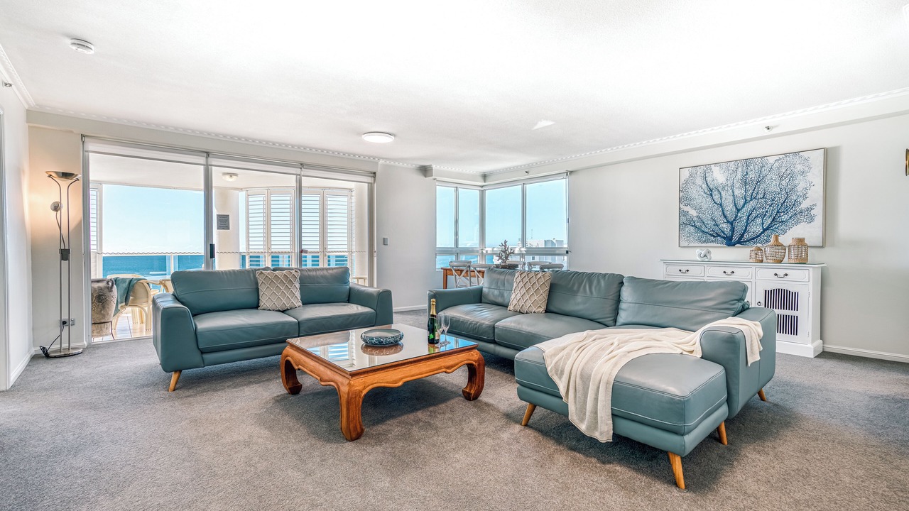 Photo of Livingroom in Main Beach