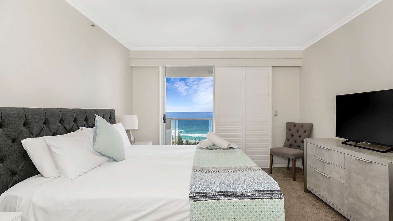 Photo of Bedroom in Main Beach
