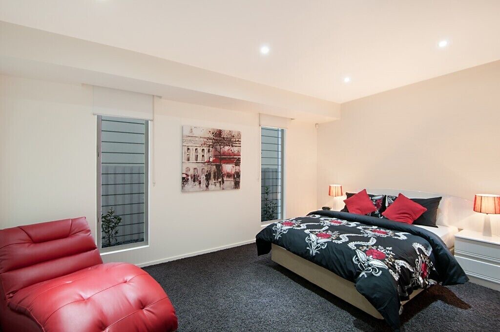 Photo of Bedroom in Mermaid Waters