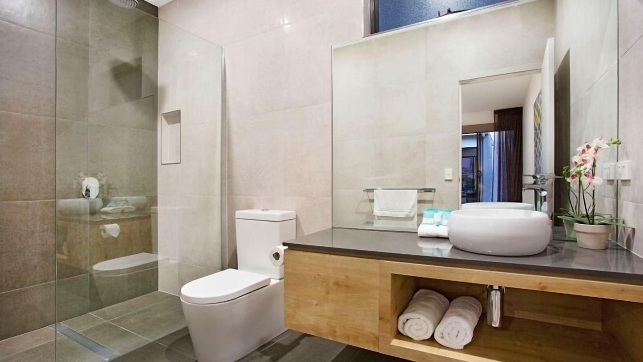 Photo of Bathroom in Broadbeach Waters