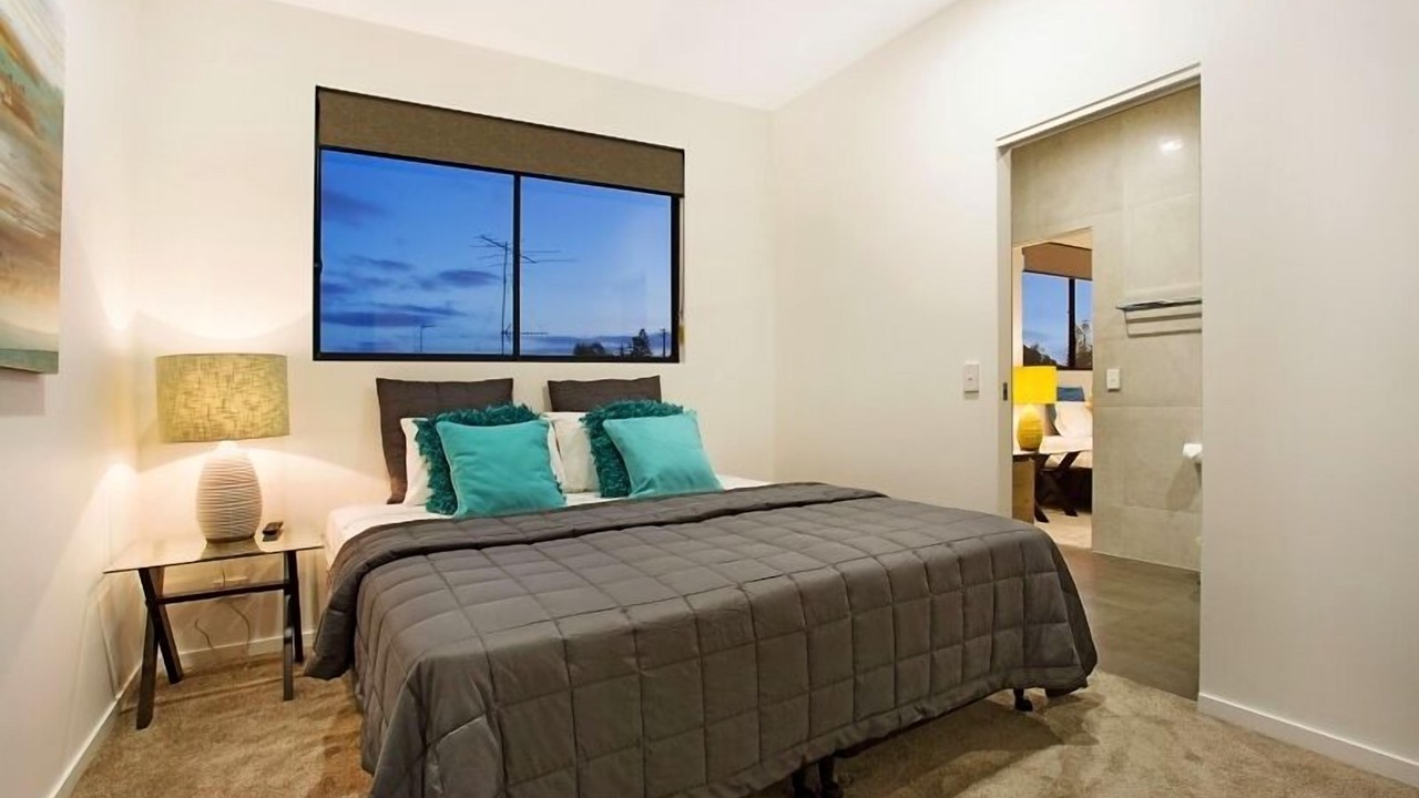Photo of Bedroom in Broadbeach Waters
