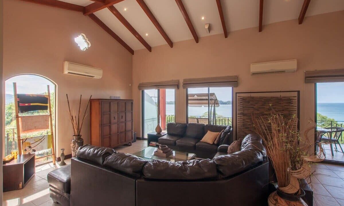 Photo of Livingroom in Potrero