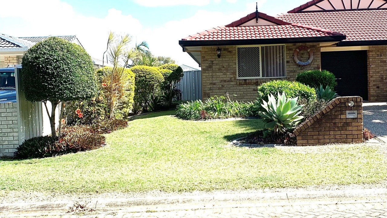 Photo of Others in Banksia Beach