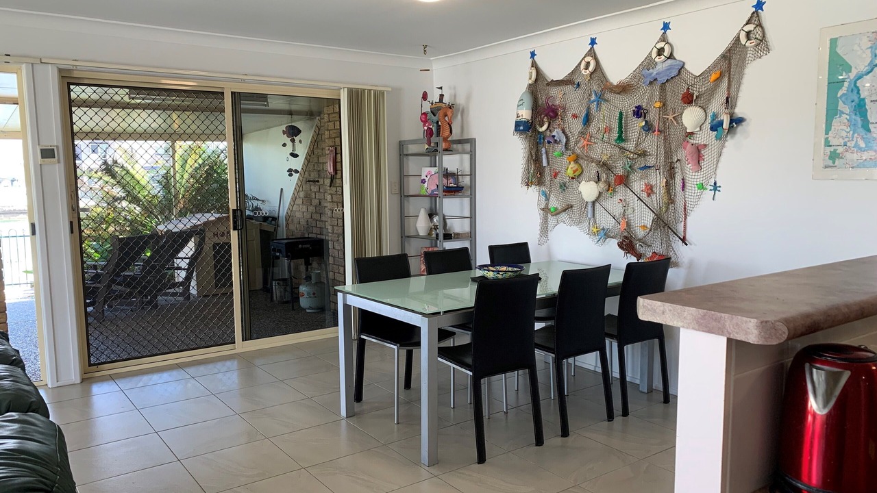 Photo of Others in Banksia Beach