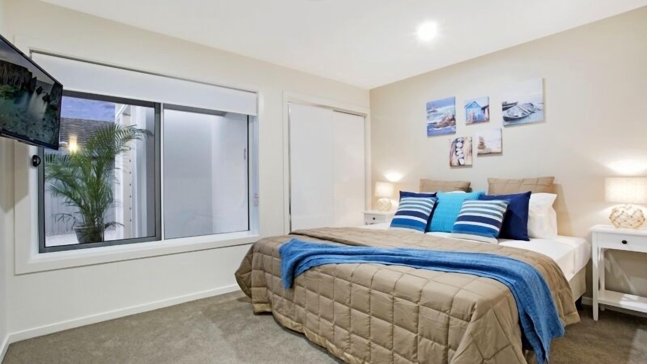 Photo of Bedroom in Broadbeach Waters