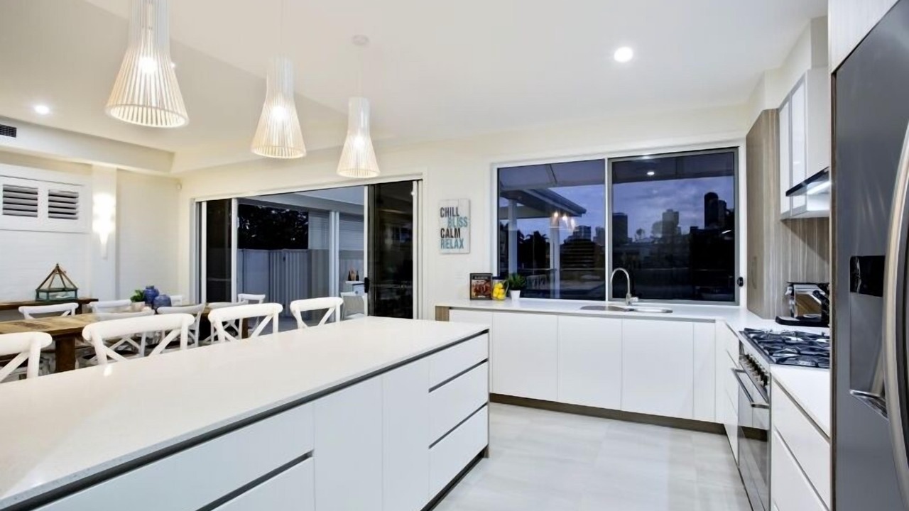 Photo of Kitchen in Broadbeach Waters