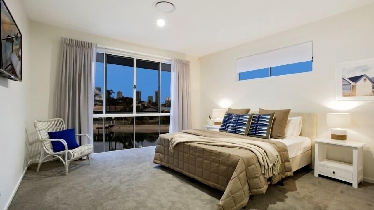 Photo of Bedroom in Broadbeach Waters