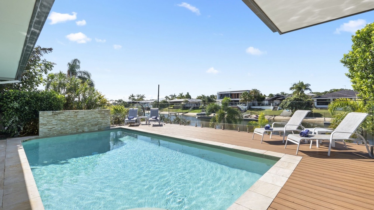 Photo of Outdoor in Mermaid Waters