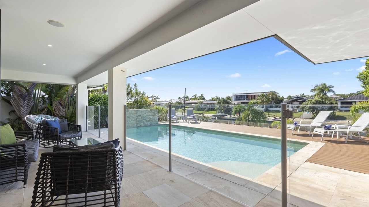 Photo of Outdoor in Mermaid Waters