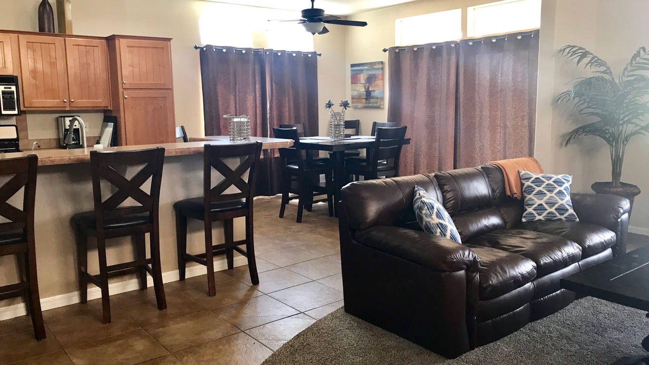 Photo of Livingroom in Needles