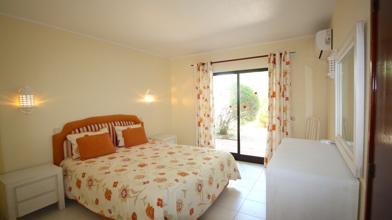 Photo of Bedroom in Mato Serrao