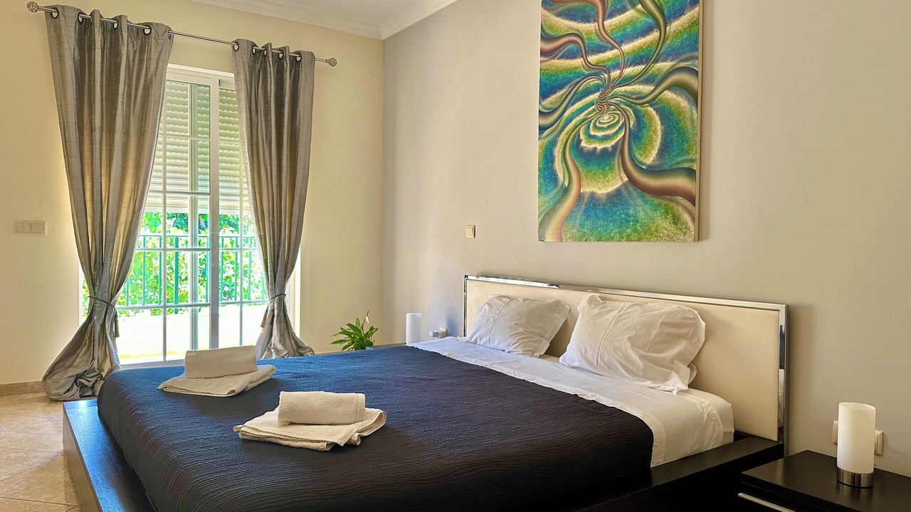 Photo of Bedroom in Vale de Parra