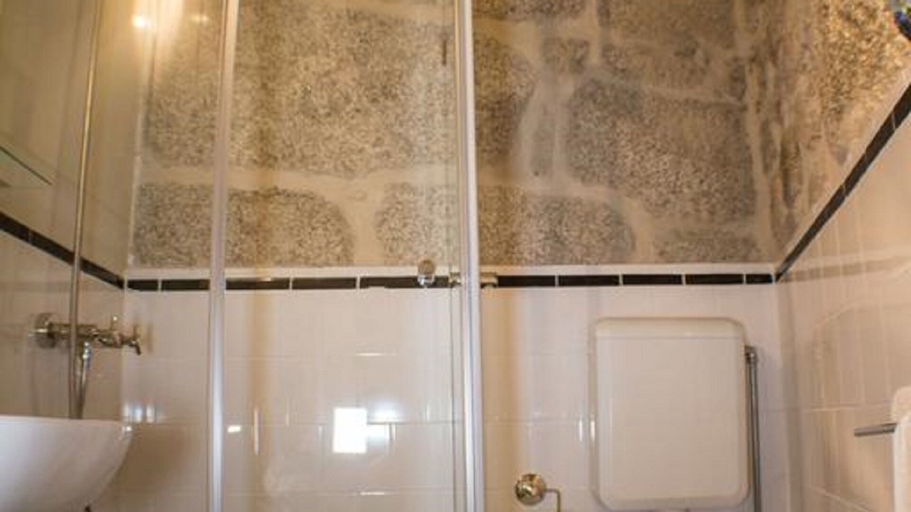 Photo of Bathroom in Macieira de Cambra
