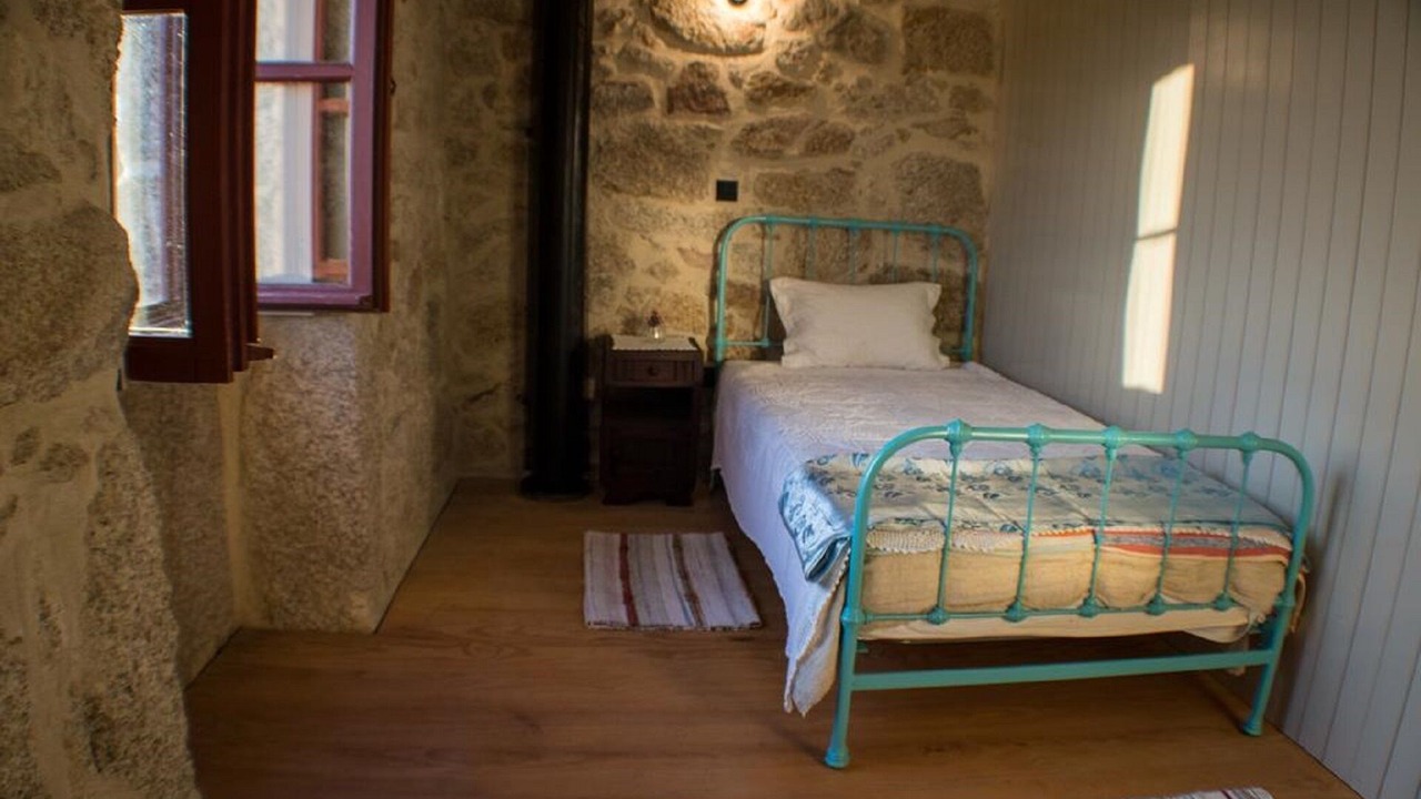 Photo of Bedroom in Macieira de Cambra