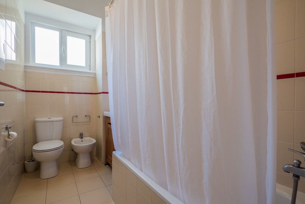 Photo of Bathroom in Sao Domingos de Benfica