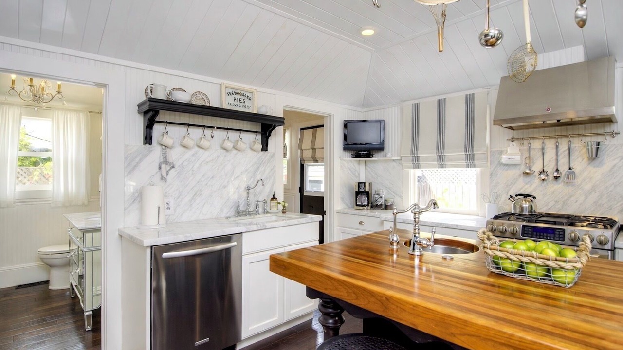 Photo of Kitchen in St. Helena