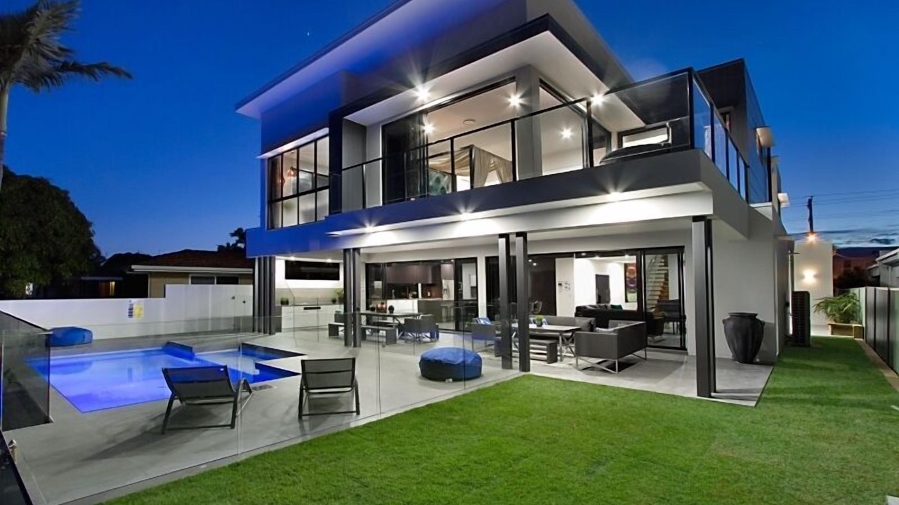Photo of Outdoor in Broadbeach Waters
